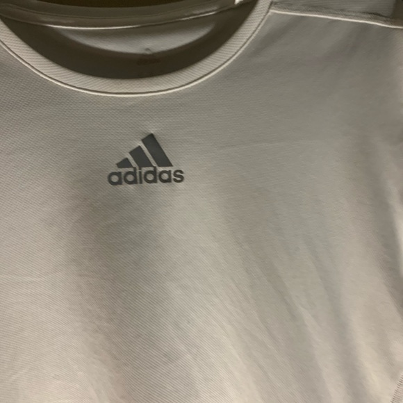 Men’s Adidas White running shirt - Picture 3 of 4